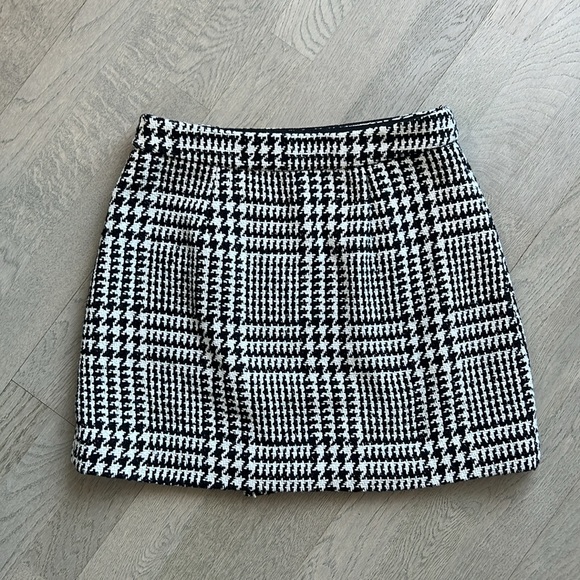Forever 21 Tweed Skirt - Size Medium - Picture 5 of 5